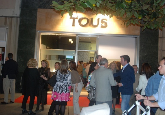 Inauguración de un local comercial en Asturias 